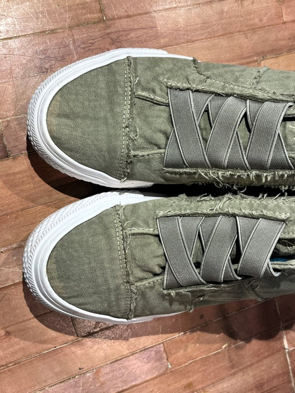 Blowfish Malibu Olive Canvas platform sneakers size 9 - Picture 3 of 7